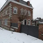 La Porte Noire Holiday home Courcelles