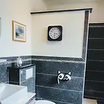 La Porte Noire Holiday home Courcelles