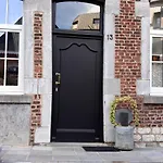 La Porte Noire Holiday home Courcelles