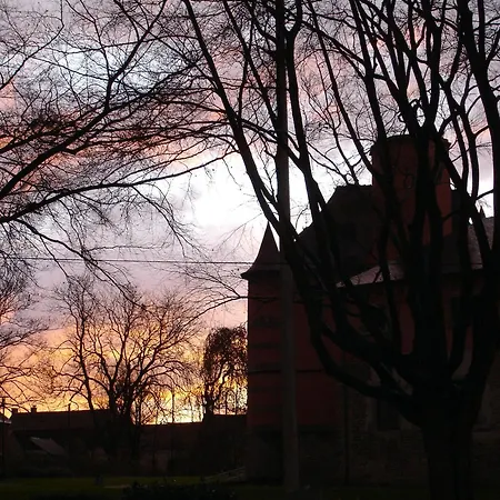La Porte Noire Ferienhaus Courcelles